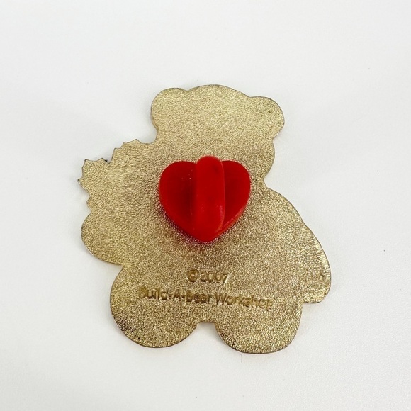 Build a Bear Workshop Autumn Pin 2007 - Picture 3 of 3